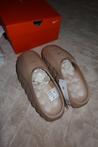 Nike Mind Beige Talla 44