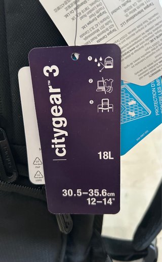Mochila Targus 5 bolsillos 18L trabajo/colegio