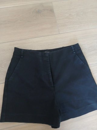Shorts neri Zara