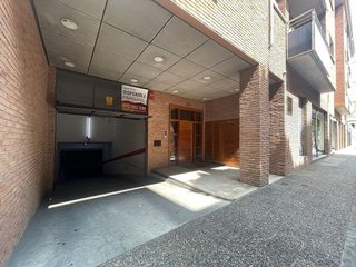 Garaje en venta en Eixample Nord – La Devesa en Girona