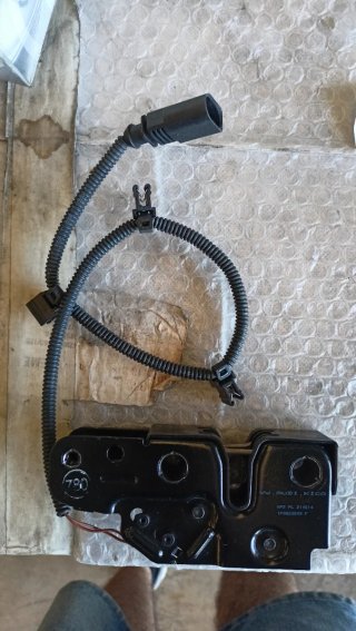Cerradura Capó SEAT León 1P (Nuevo) 2005-2013