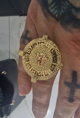Anillo Sello Medusa Oro 18k
