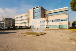 Oficina en alquiler en Zona Industrial en Prat de Llobregat, El