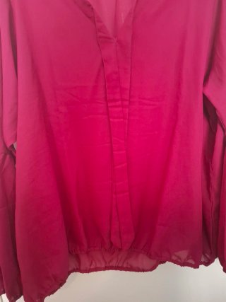 Blusa Bellisima burdeos manga acampanada
