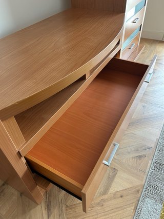 Mueble de salón para televisión con estantería