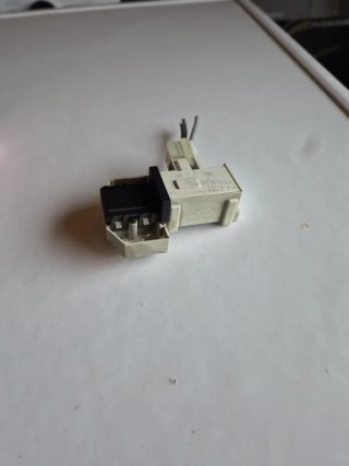 Chiusura porta Siemens WM10E227EP/32 — 5 €