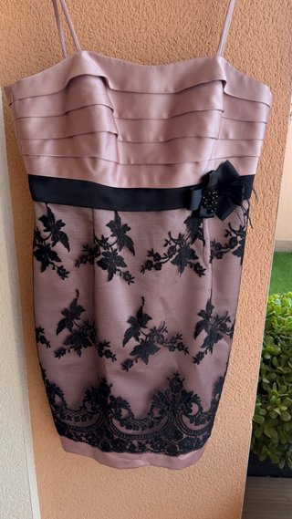 Traje Sonia Peña fiesta rosa y negro T.M