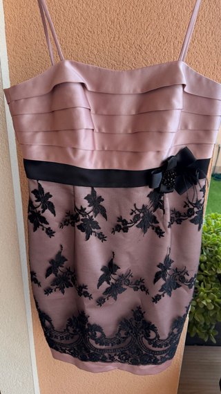 Traje Sonia Peña fiesta rosa y negro T.M