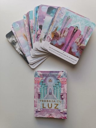 Trabaja tu Luz: Libro y Cartas Oráculo
