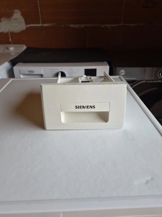 Cassetto detergente Siemens WM10E227EP/32 — 5 €