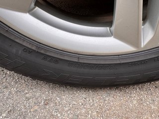 Llantas Audi 18' Originales con neumáticos