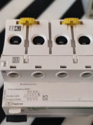 Interruptor diferencial; Acti9 iID;4P;25A;30mA,AC.