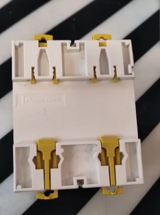 Interruptor diferencial; Acti9 iID;4P;25A;30mA,AC.