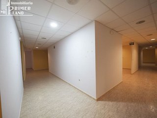 Local comercial en alquiler en Tomelloso