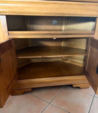 Mueble Rinconero para TV de Madera Maciza