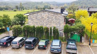 Casa adosada en venta en Boltaña