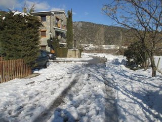 Casa adosada en venta en Boltaña