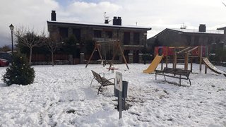 Casa adosada en venta en Boltaña
