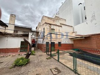Chalet en venta en Centro en Valdepeñas