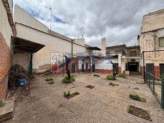 Chalet en venta en Centro en Valdepeñas