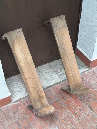 Soportes de Arca Antiguos de Madera