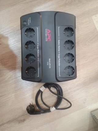 SAI APC Back-UPS 550 - Batería Agotada