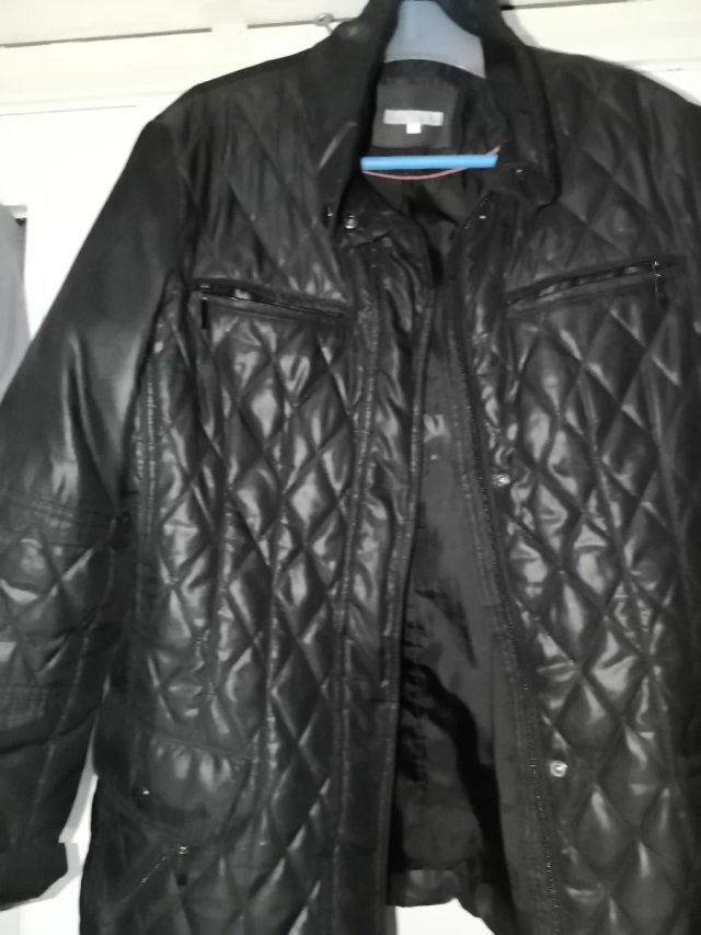 Chaqueta acolchada negra
