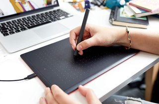 Tableta de Dibujo + Pen One by Wacom Medium