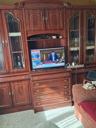 Mueble Bar de Madera Clásico