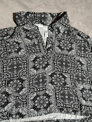 Camiseta Estampada Estilo Bandana