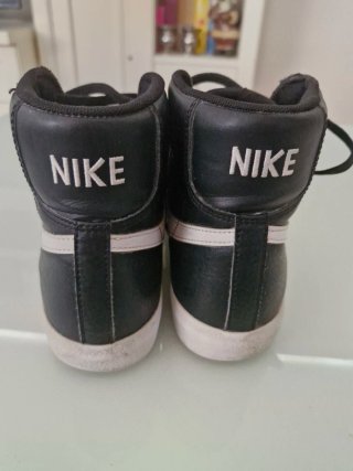 Nike Blazer Mid Zapatillas Negras