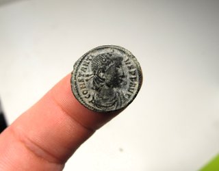 rarisimo Centenional romano Constancio II?