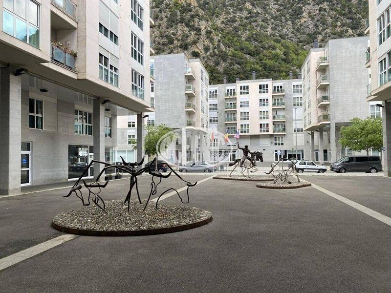 2-bedroom flat for sale in Santa Coloma, Andorra la Vella · 2 of 40