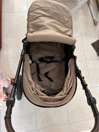 Carrito de bebé casi nuevo