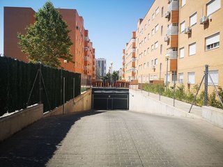 Garaje en venta en Parla Este en Parla