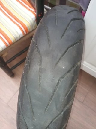 Cubierta de Moto 110/70/17