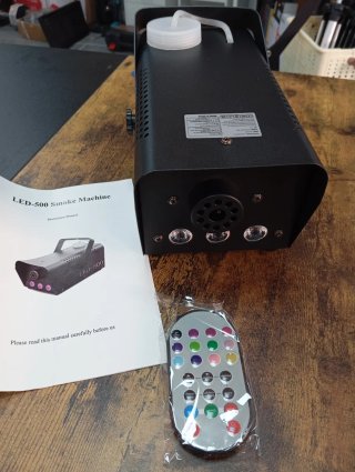 Máquina Humo LED RGB 500W + Mando