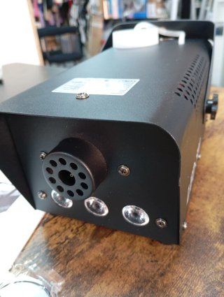 Máquina Humo LED RGB 500W + Mando