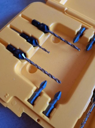 Estuche Brocas Avellanadoras Dewalt