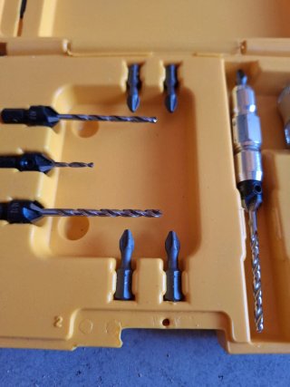 Estuche Brocas Avellanadoras Dewalt
