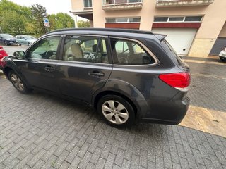 Subaru Outback 2010