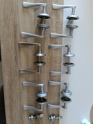 Set de 6Manillas para Puerta Interior y 2 seguros