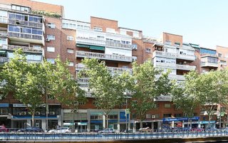 Oficina en alquiler en Niño Jesús en Madrid