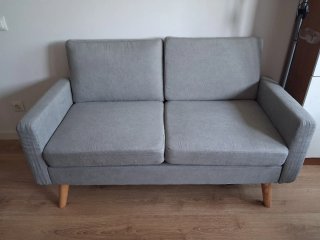 Divano a 2 posti grigio