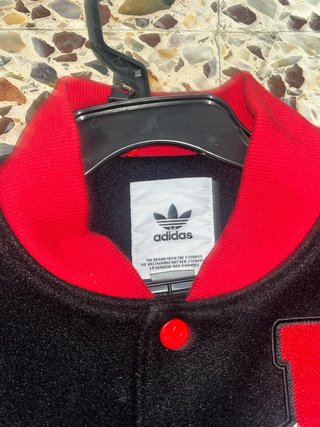 Chaqueta Adidas Bayern Múnich Negra/Roja