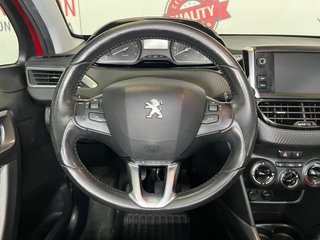 PEUGEOT 2008 - AÑO 2017 Y 100MIL KM