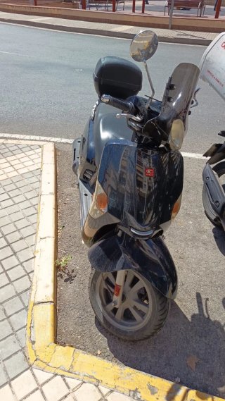 Kymco Lite 125 Negra