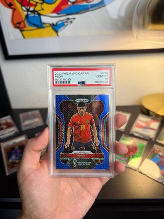 Pedri 2022 Prizm Qatar PSA 10