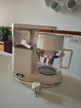 Cafetera de Filtro Moulinex Blanca