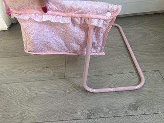 Cuna colecho para muñecas rosa
